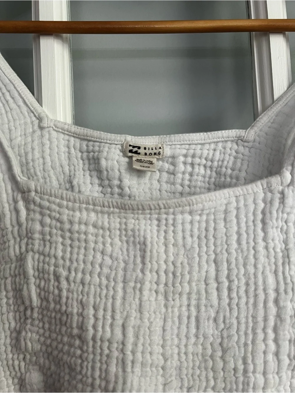 Billabong White Quilted Square-Neck Crop Top - Picture 3 of 5